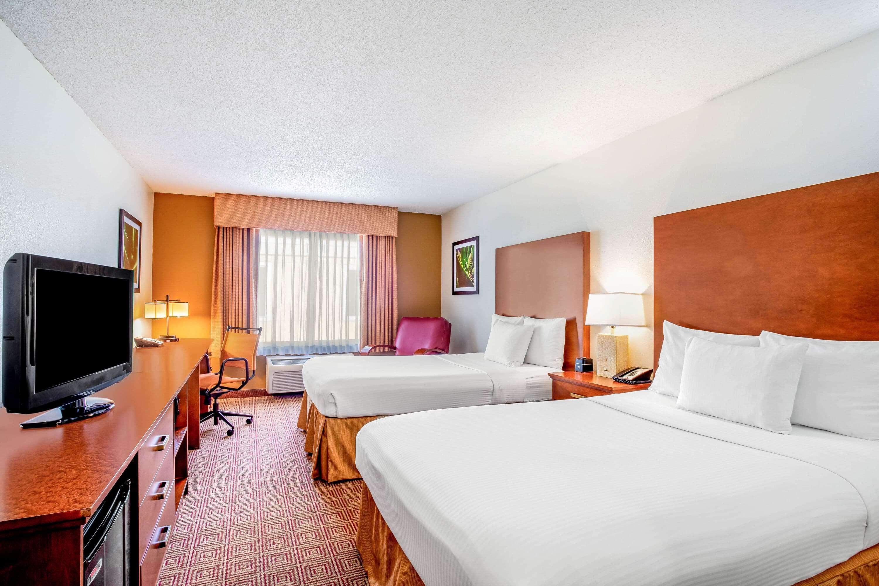 La Quinta By Wyndham Danbury Otel Dış mekan fotoğraf