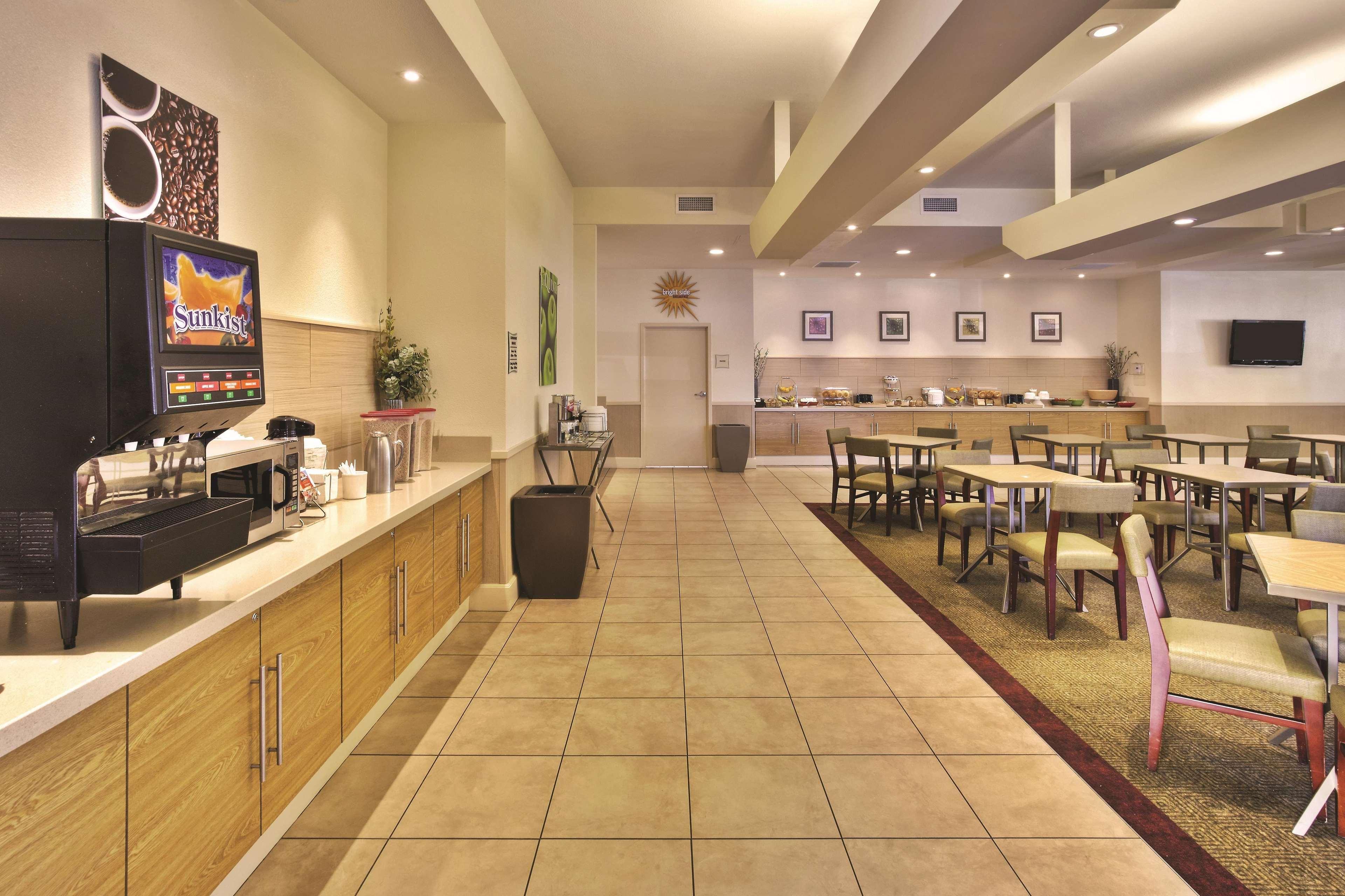 La Quinta By Wyndham Danbury Otel Dış mekan fotoğraf