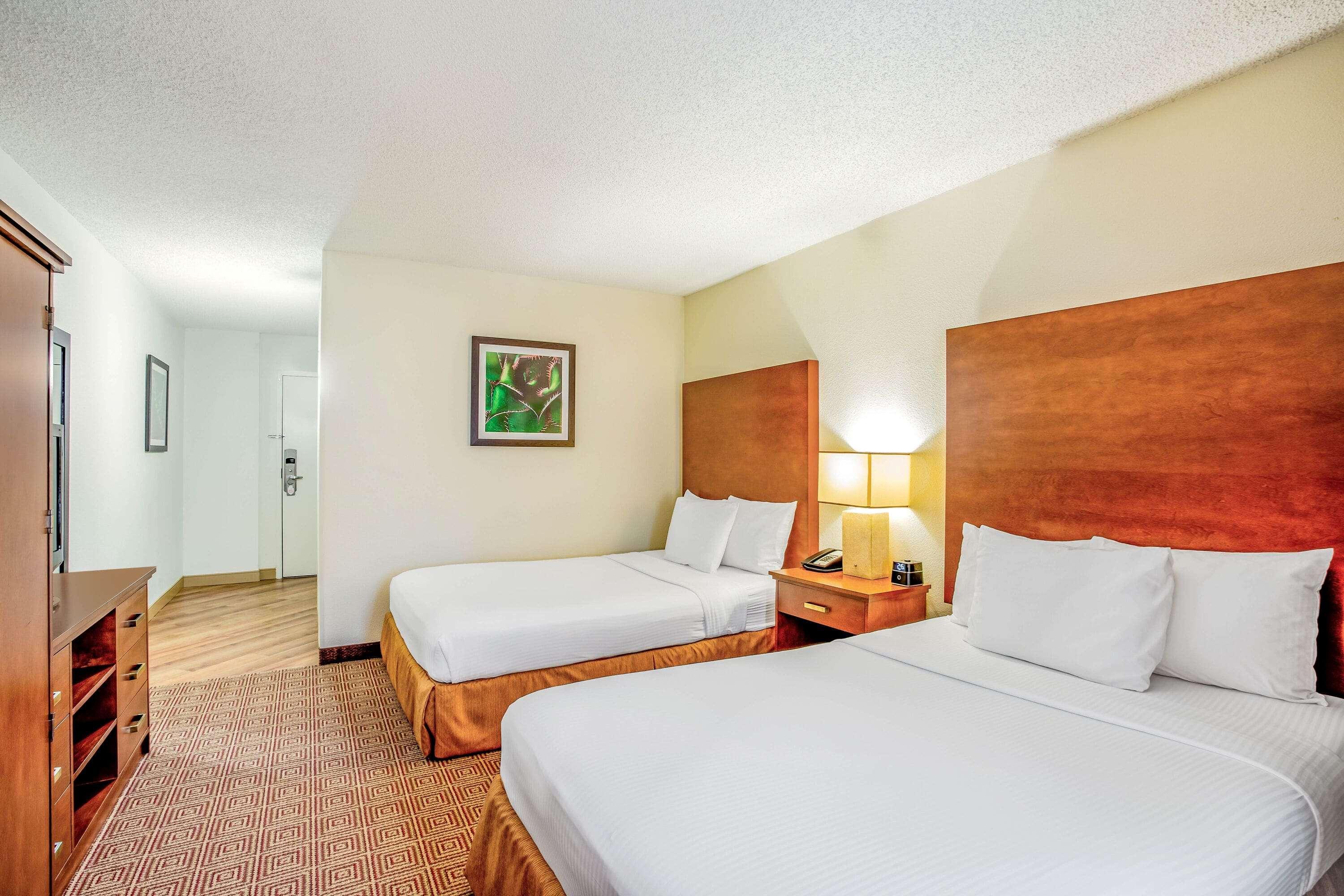 La Quinta By Wyndham Danbury Otel Dış mekan fotoğraf