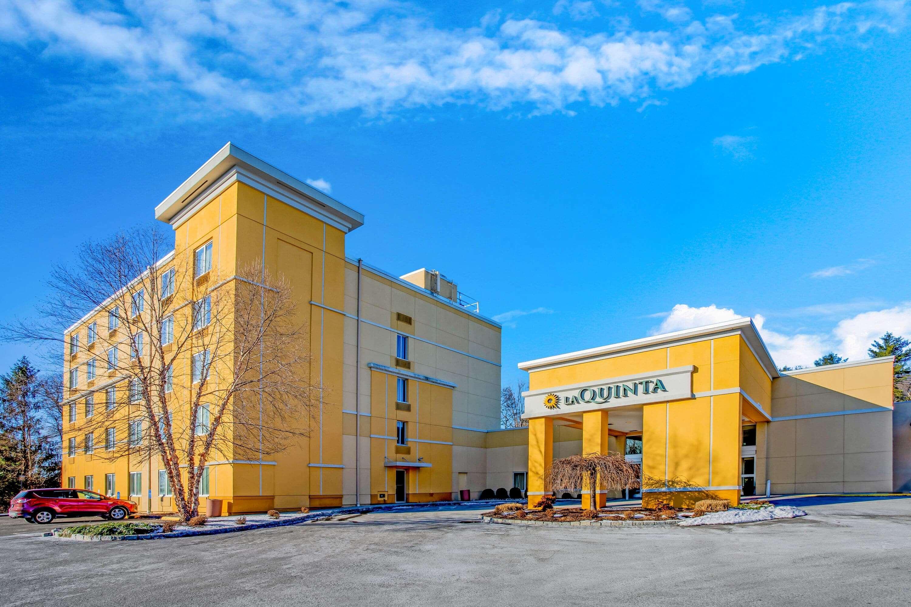 La Quinta By Wyndham Danbury Otel Dış mekan fotoğraf