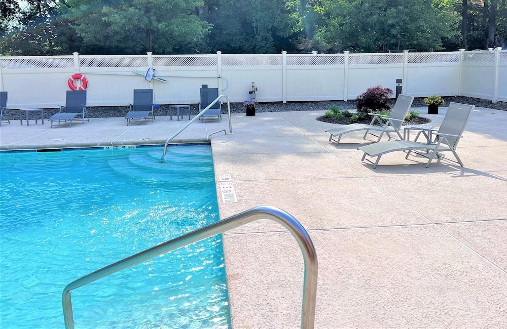 La Quinta By Wyndham Danbury Otel Dış mekan fotoğraf